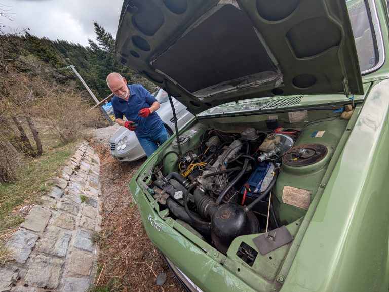 Hilf dir selbst, dann hilft dir dein Oldtimer: Die Pannen-Checkliste für die Ausfahrt